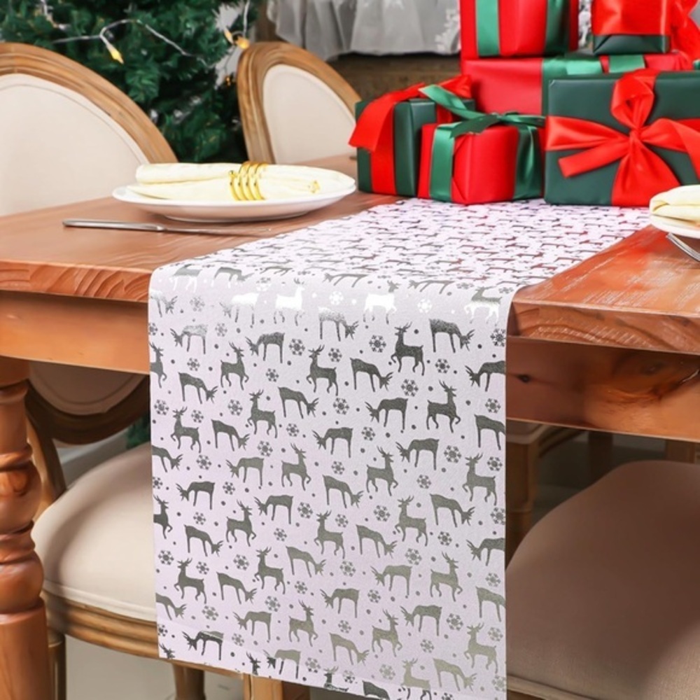 Snowkingdom Christmas Reindeer Snowflake White Table Runner 12x72